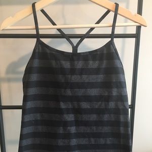 Lululemon black and gray power y